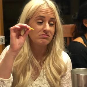 Meet your Posher, Elle